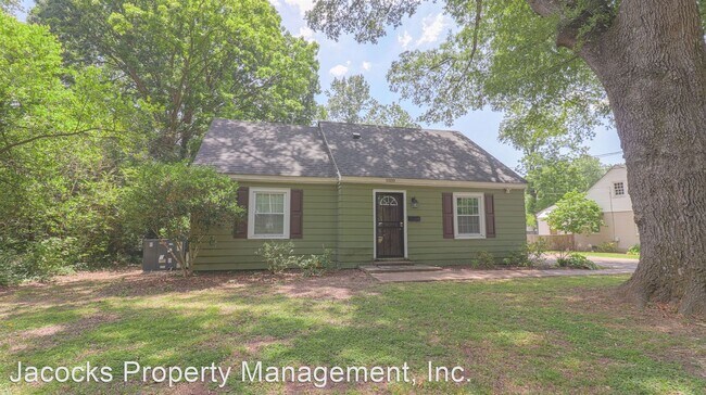 Building Photo - 4 br, 2.5 bath House - 1020 W Main