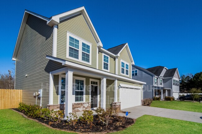 Building Photo - 240 Urbano Ln