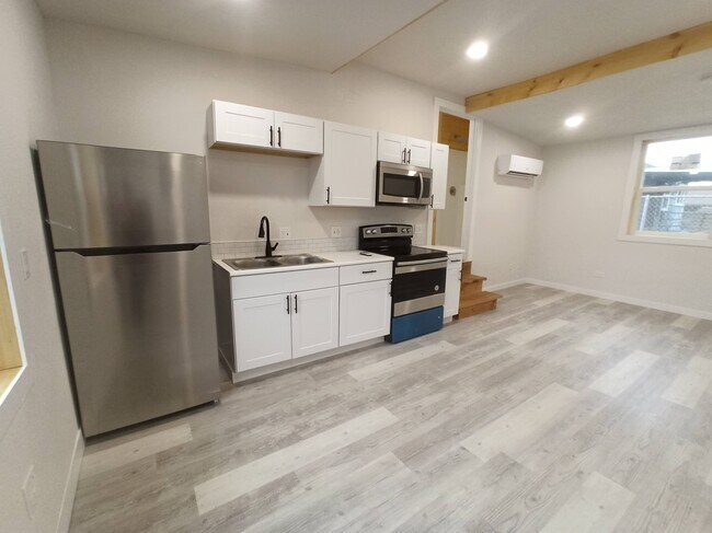 Building Photo - 4510 SE 99th Ave