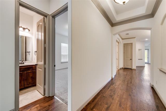 Building Photo - 1025 Pampa Dr