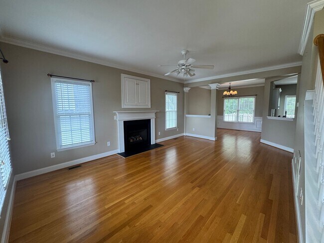 Foto del edificio - 436 Thomas Ross Ln