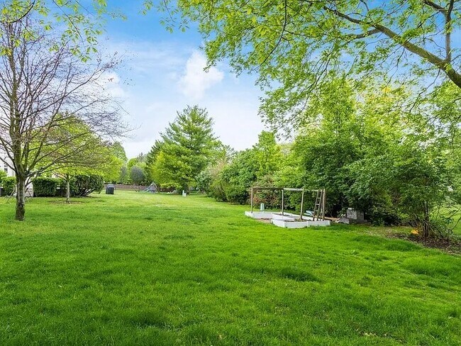 Foto del edificio - 7218 Innisfree Ln