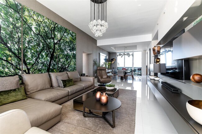 Foto del edificio - 15901 Collins Ave