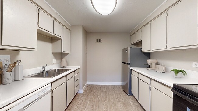 Building Photo - Bike Trail