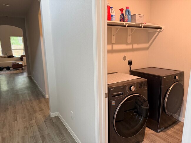 Foto del edificio - 27094 Grey Fox Run