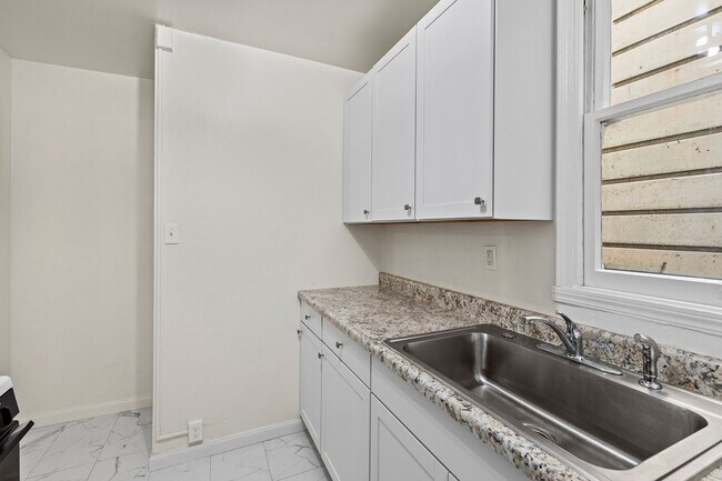 Foto del edificio - 1809 Oak St