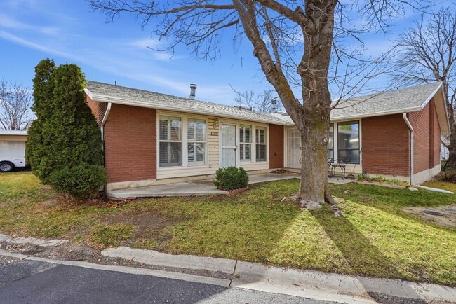 Foto del edificio - 5957 S Sultan Cir