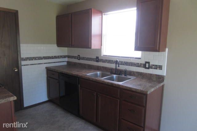 Foto del edificio - 3 br, 1 bath House - 2708 W. Maxwell Ave