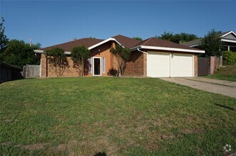 Building Photo - 6267 Canyon Cir