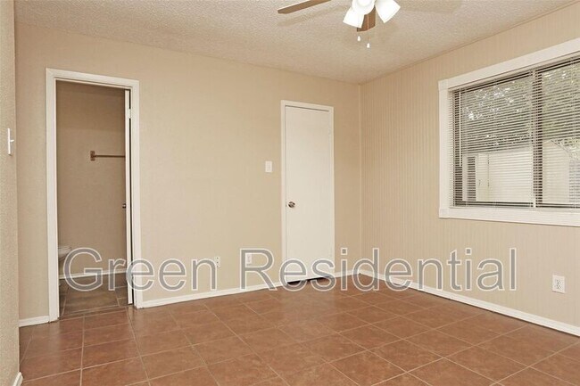 Foto del edificio - 22518 John Rolfe Ln