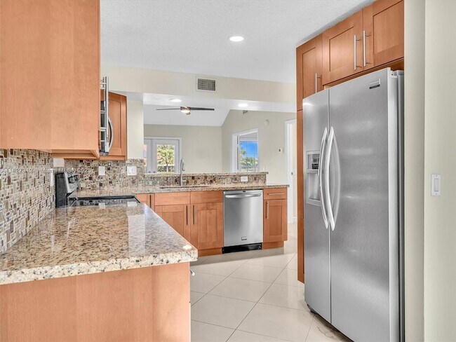 Foto del edificio - 10323 Hidden Springs Ct