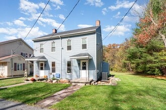 Building Photo - 215 Pine Grove Rd