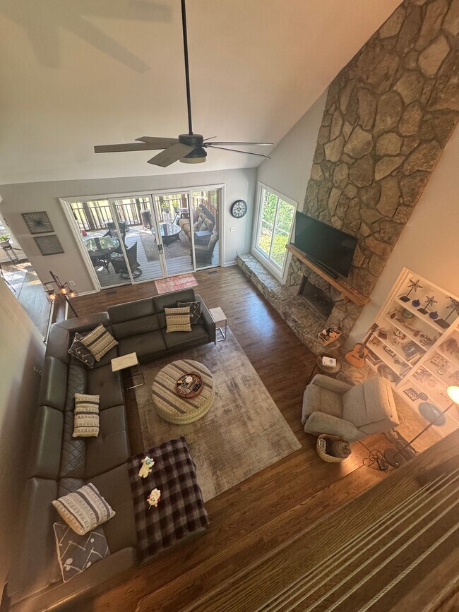 Foto del edificio - 585 Kings Peak Dr