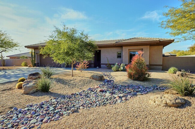 Building Photo - 7298 E Brisa Dr