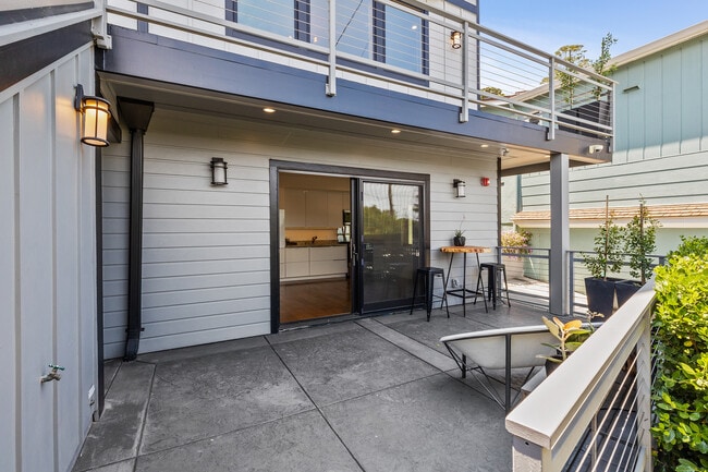 Building Photo - 316 Humboldt Rd