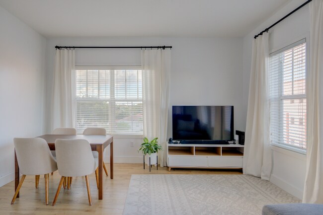 Foto del edificio - 411 SW 29th Ct