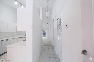 Building Photo - 126 Pebble Shores Dr