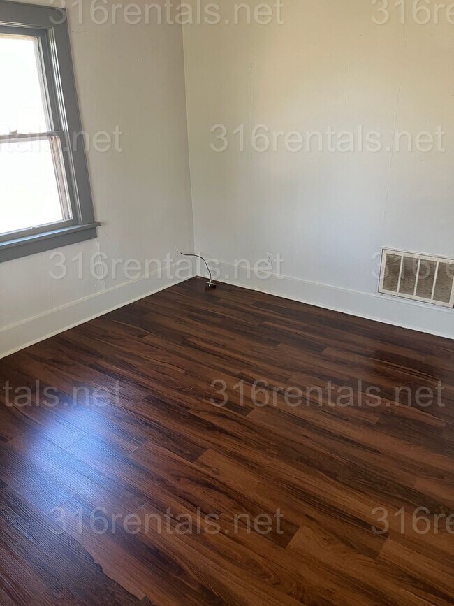 Foto del edificio - $700 - 1 bed 1 bath - Single Family Home