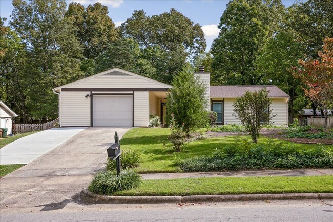 Building Photo - 1607 Burnley Dr