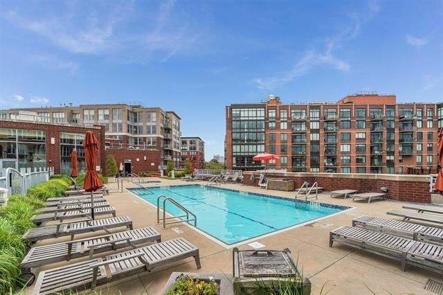 Foto del edificio - 1125 Maxwell Ln