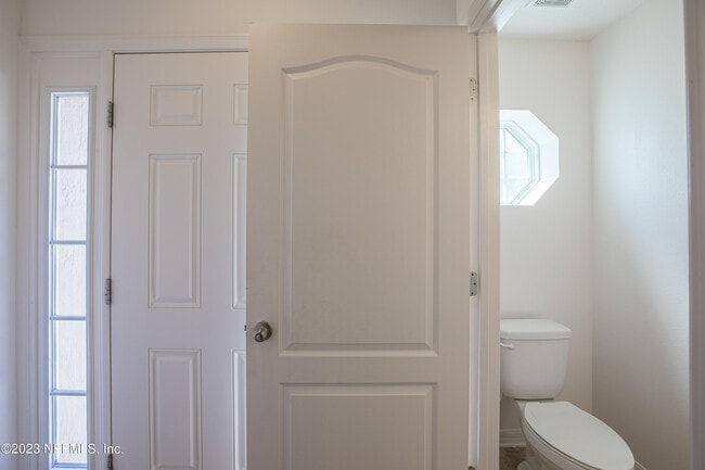 Foto del edificio - 11657 Hickory Oak Dr