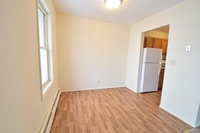 Building Photo - 51 Leroy Pl