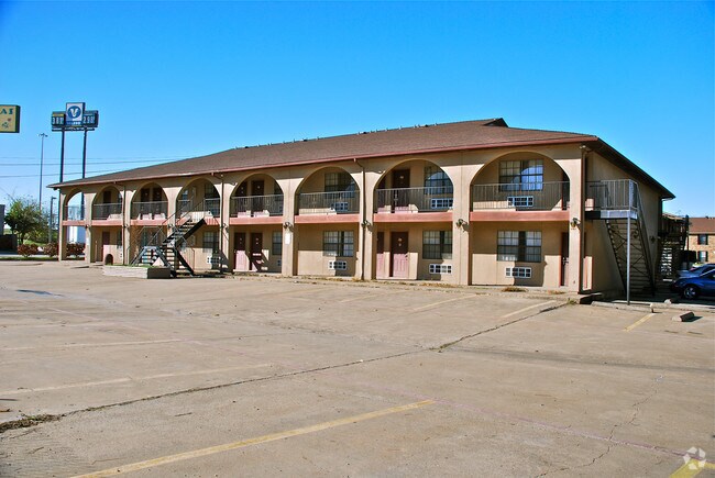 Building Photo - 1216 I-30
