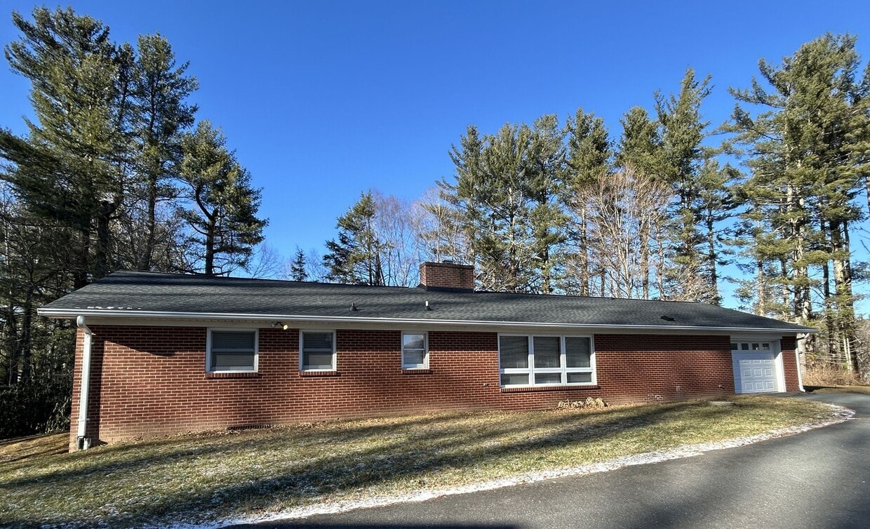 Spacious Brick Ranch Nestled Away — Close to Town! - Spacious Brick Ranch Nestled Away — Close to Town!