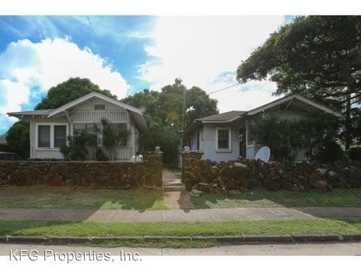 Building Photo - 3831 Waialae Ave