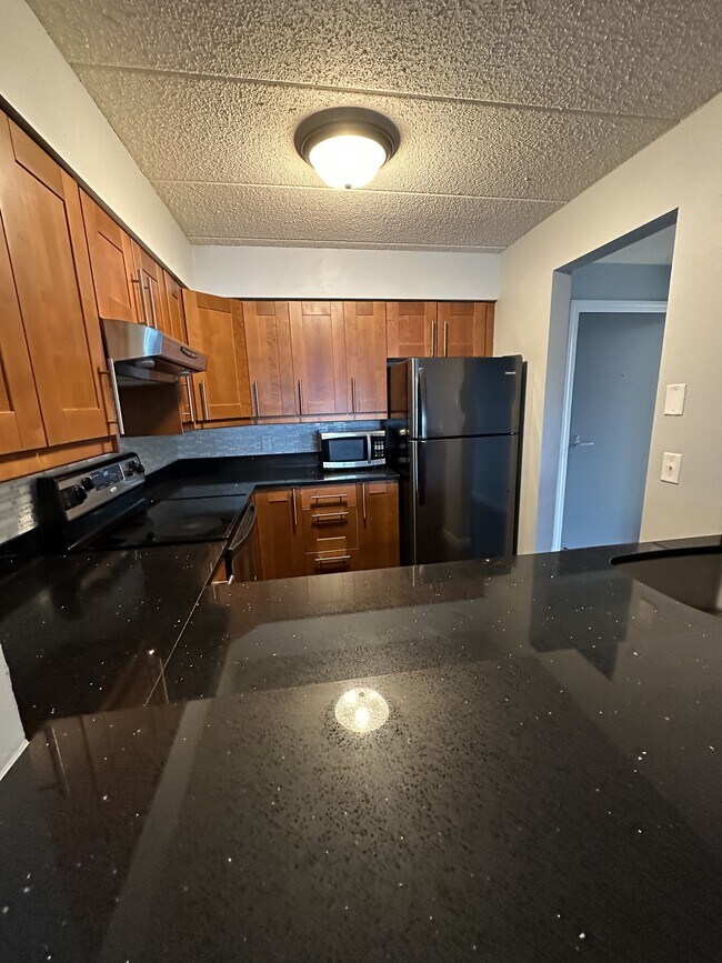 Foto del edificio - 3320 Louisiana Ave S