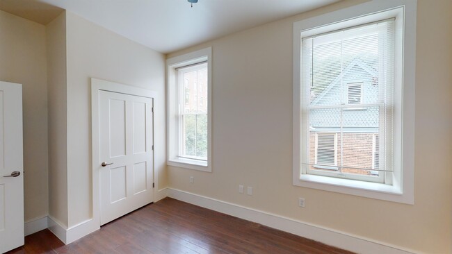 Building Photo - 101 Peete St