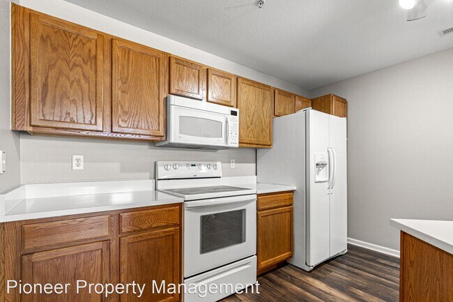 Building Photo - 2 br, 2 bath House - 5735 Genoa Way #103