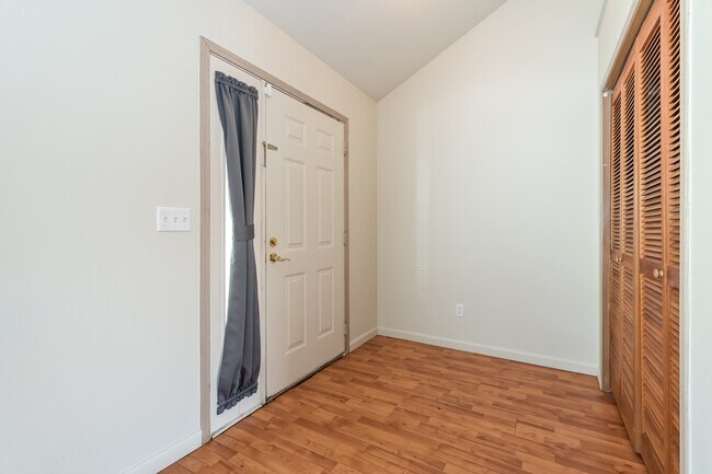 Foto del edificio - 7551 20th Ave SW