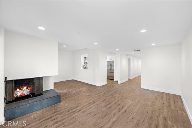 Foto del edificio - 411 Goldenrod Ave