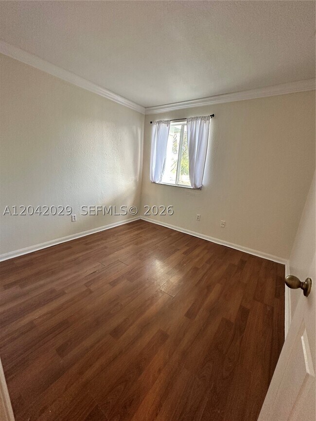 Foto del edificio - 2704 SE 15th Ct