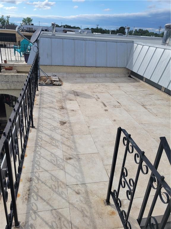 Building Photo - 5806 Circulo Dr