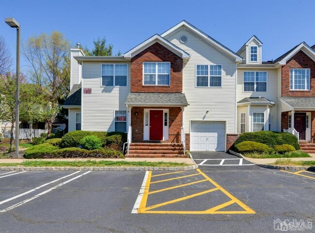 Building Photo - 334 Moonlight Dr