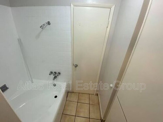 Foto del edificio - 4719 N 15th Ave