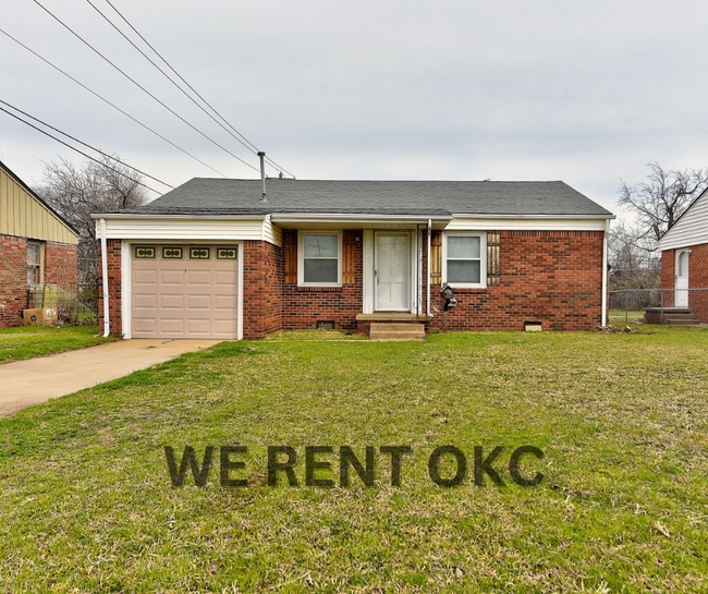 Photo - 207 E Marshall Dr House