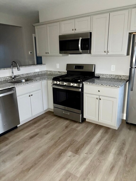 Foto del edificio - 325 Snell St