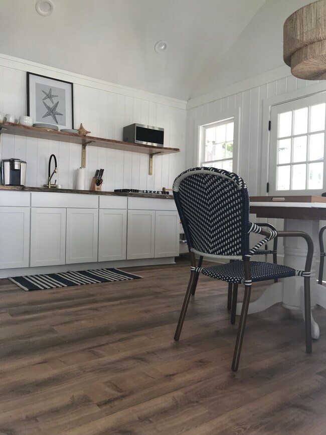 Cocina - 2708 Shandy Ln