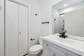 Building Photo - 4427 Eigel St
