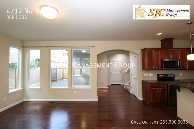 Foto del edificio - 4719 Natalee Dr SE