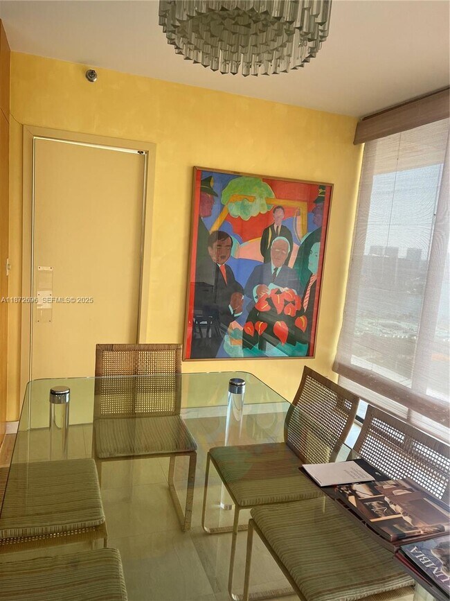 Foto del edificio - 19355 Turnberry Way