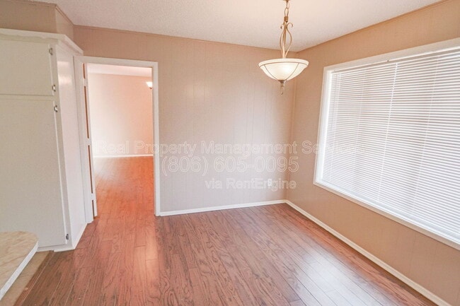 Building Photo - 6570 Oxen Rd