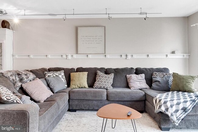 Building Photo - 116 South St