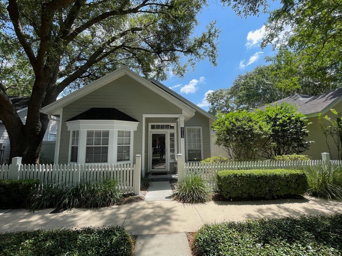 Primary Photo - 3 br, 2 bath House - 5113 SW 103rd Way