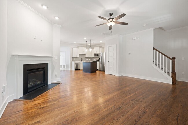Building Photo - Available now! Beautiful 3BR/2.5BA Home wi...