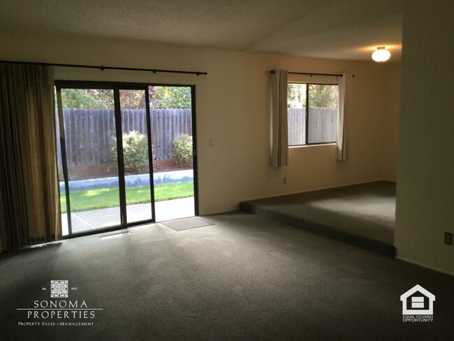 Building Photo - 3BD/2BA Eastside Sonoma Home