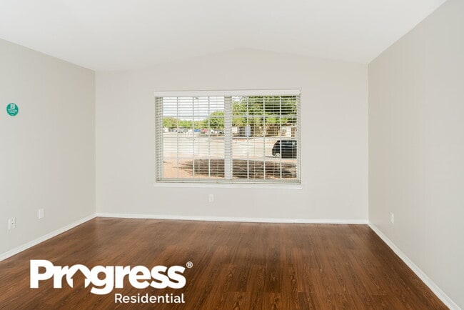 Building Photo - 4605 Loma Del Rey Cir